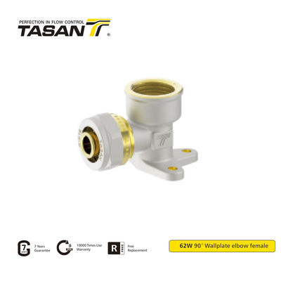 Garnitures de compression en laiton femelles durables de 1 pouce coude 62W de plat de mur de 90 degrés